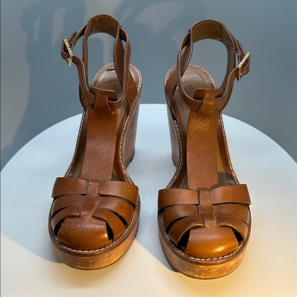TORY BURCH | LIGHT BROWN | RIVER T BAR | LEATHER | WEDGE SANDALS - Picture 2 of 8